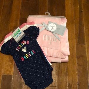 NWT Carter’s newborn set